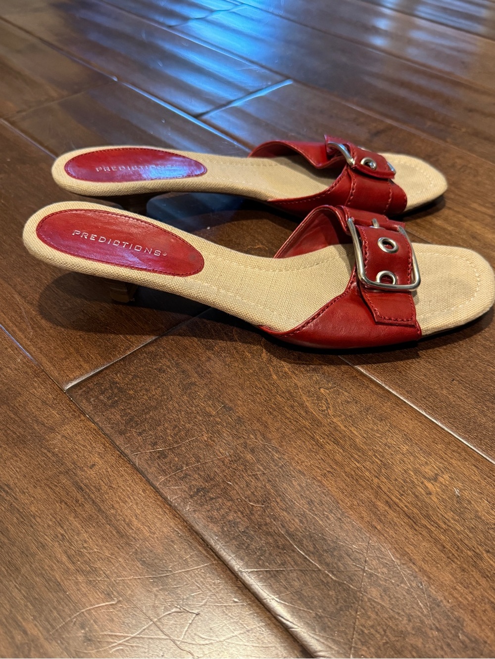 Predictions Red Buckle Sandals - Picture 2 of 7